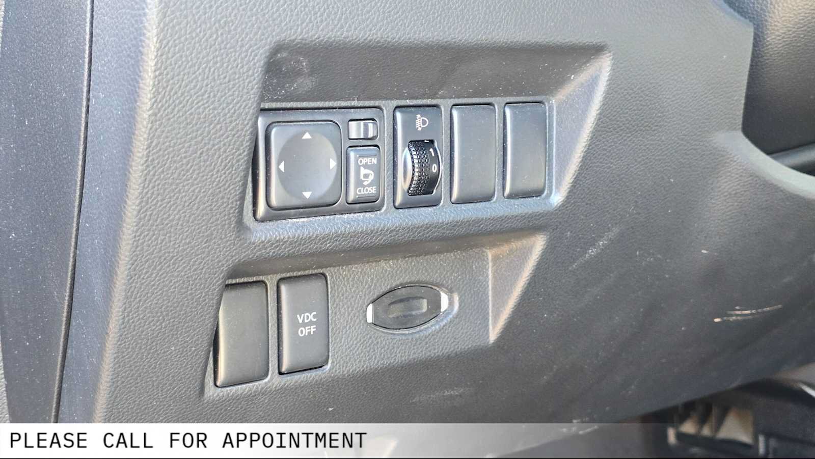 Used 2010 INFINITI FX35 AWD w/ Premium Pkg image 26