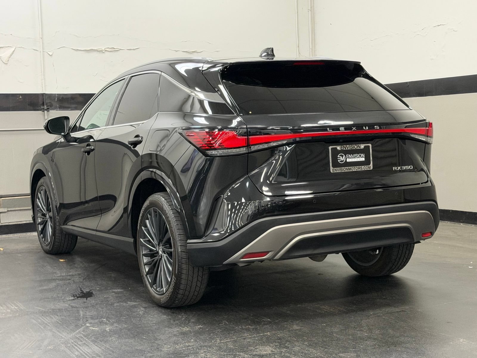 Used 2024 Lexus RX 350 Premium w/ Convenience Package FWD image 10
