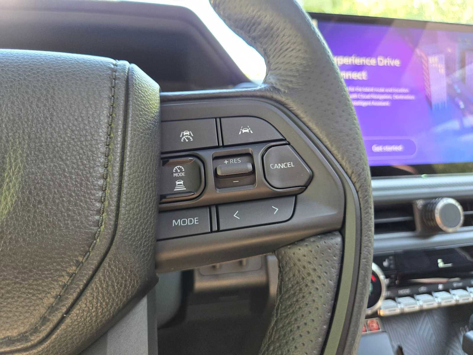 Used 2024 Toyota Tacoma TRD Pro AWD/4WD image 32