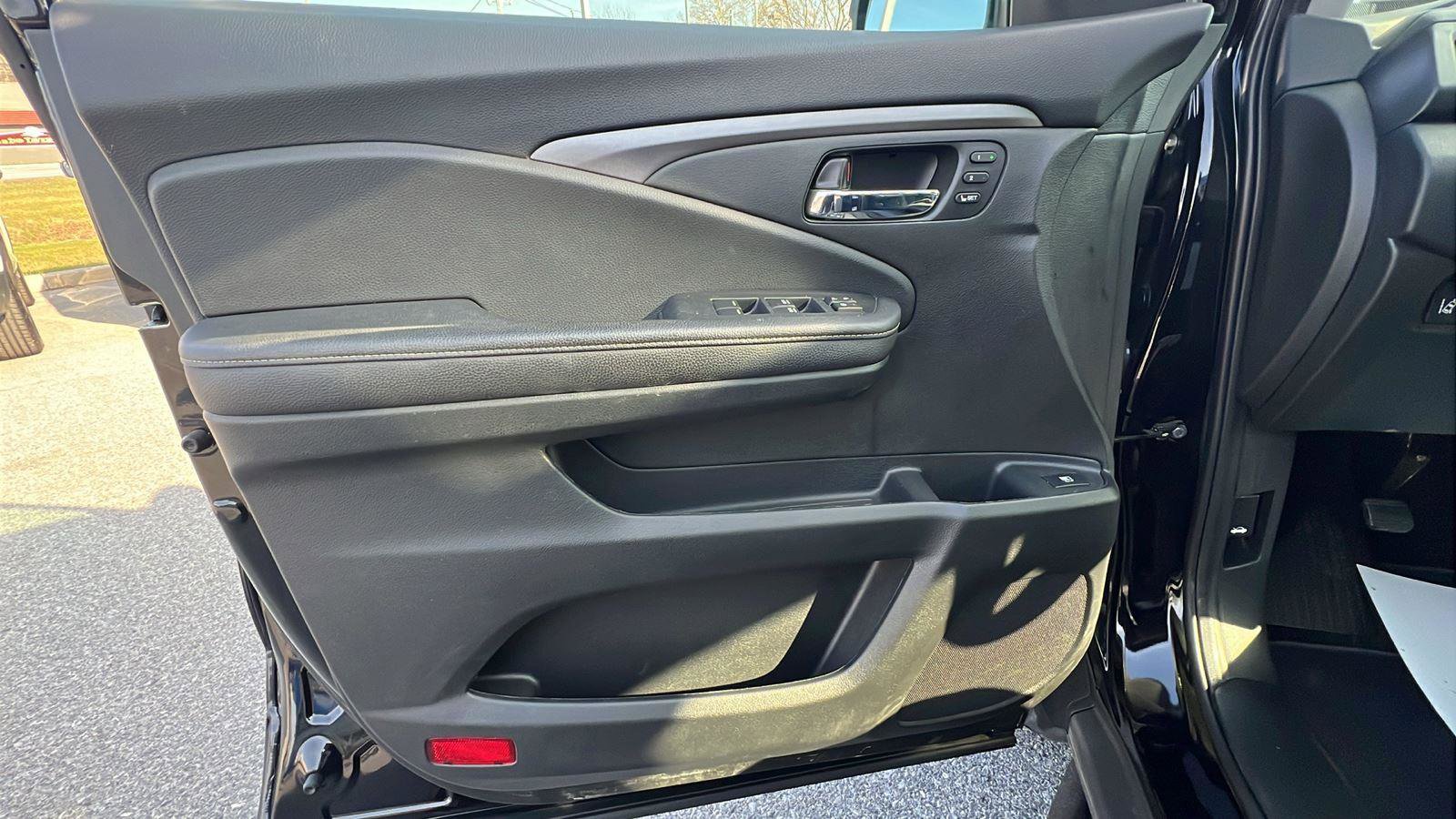 Used 2023 Honda Ridgeline RTL image 23