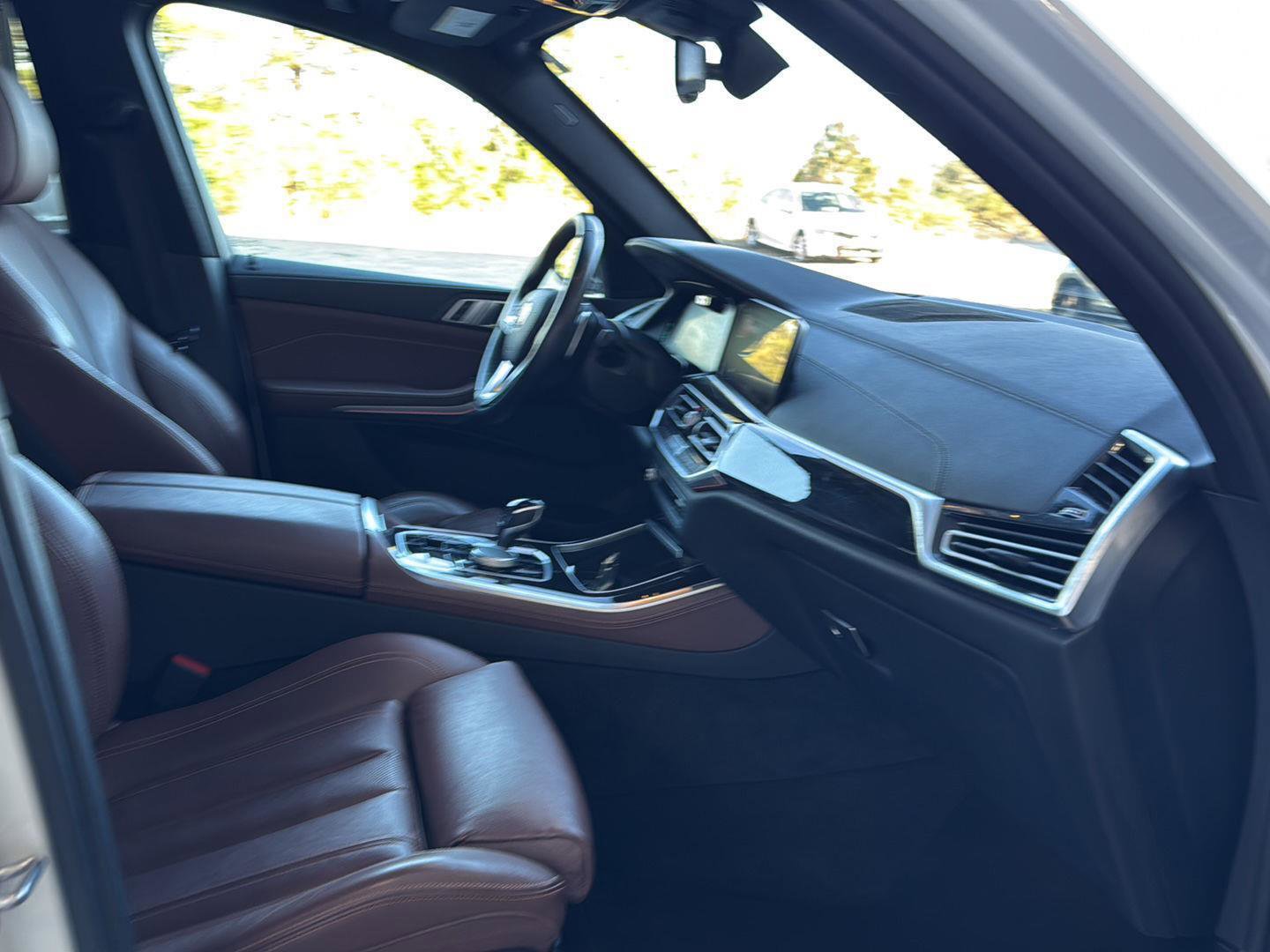 Used 2020 BMW X5 sDrive40i w/ Premium Package image 10