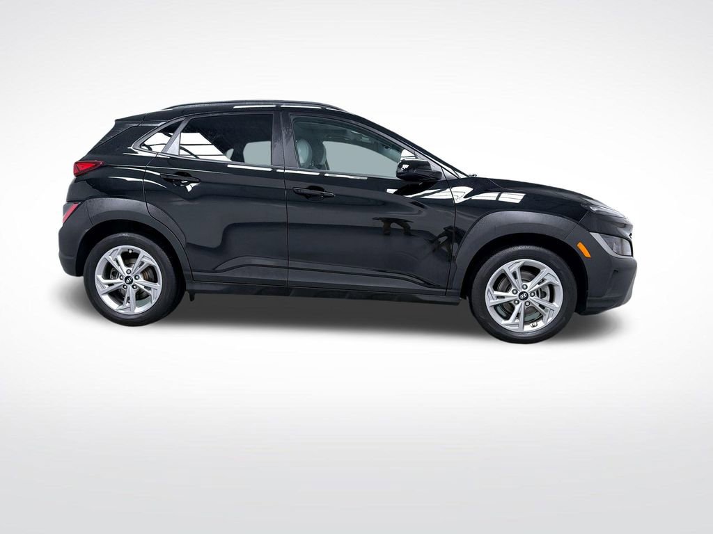 Used 2023 Hyundai Kona SEL w/ Convenience Package image 10