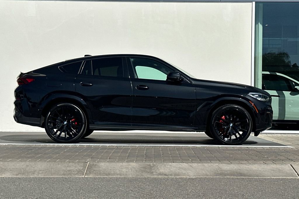 Used 2023 BMW X6 xDrive40i w/ M Sport Package AWD/4WD video 2