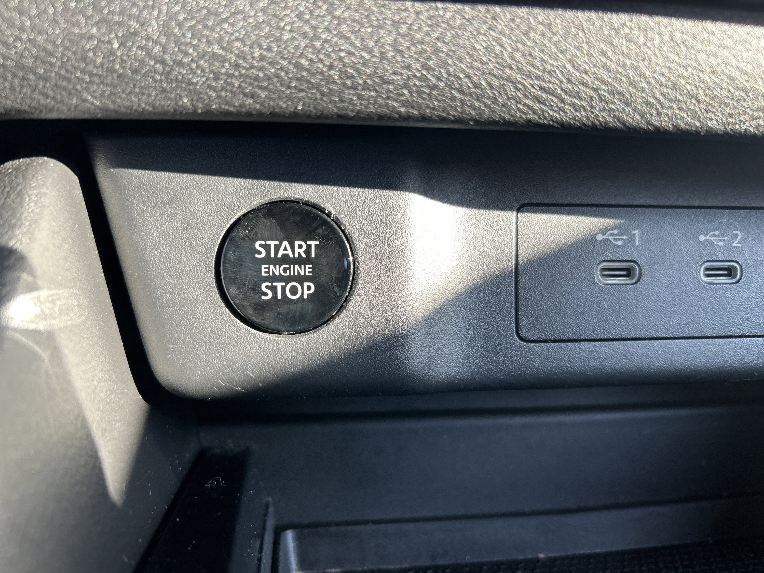 Used 2025 Nissan Rogue SV AWD/4WD image 44