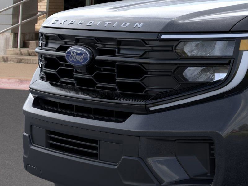 New 2026 Ford Expedition Active image 19