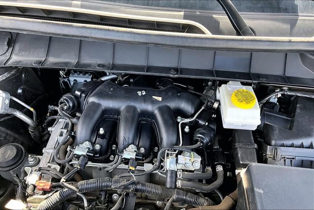 Used 2024 Nissan Pathfinder SV image 31