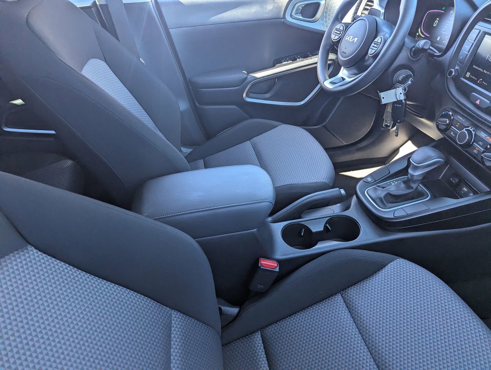 Used 2025 Kia Soul S image 11