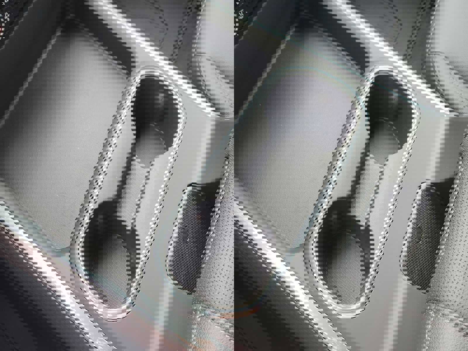 New 2026 GMC Sierra 2500 SLT w/ SLT Convenience Package image 24