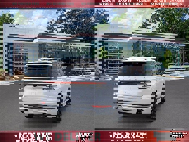 New 2026 Lincoln Aviator Reserve image 8