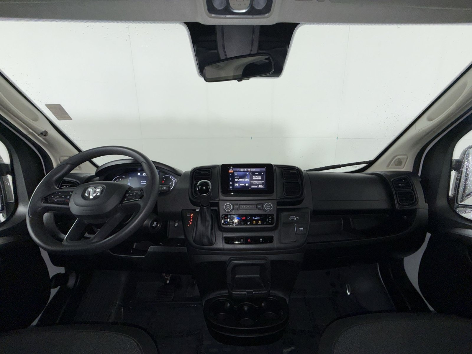 Used 2025 RAM ProMaster 2500 w/ U-Haul Equipment Group FWD image 22