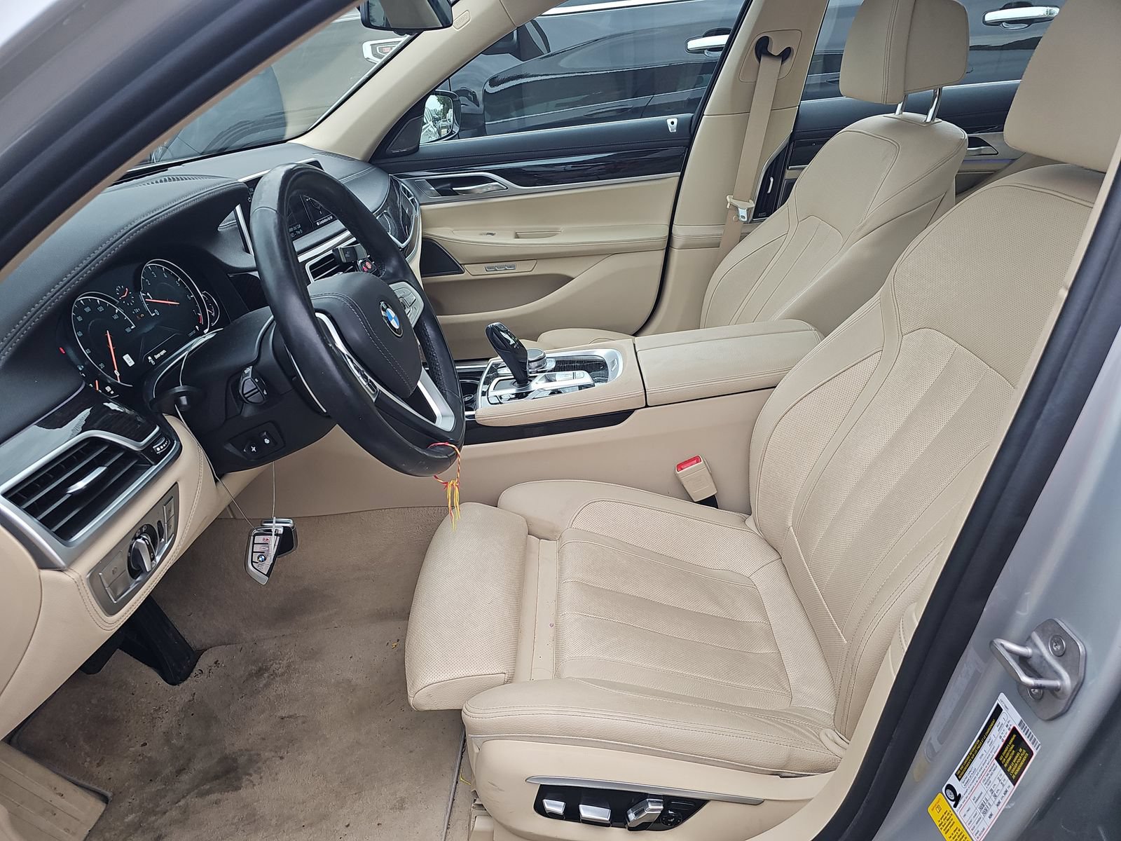 Used 2016 BMW 740i RWD image 5