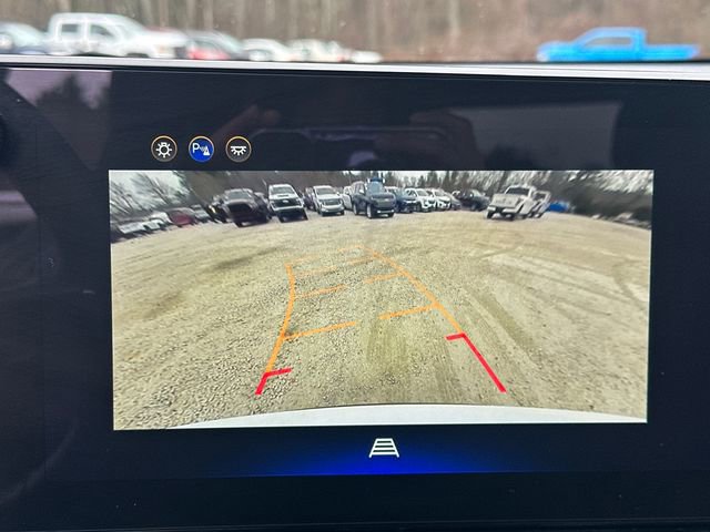 Used 2025 Chevrolet Equinox LT image 30