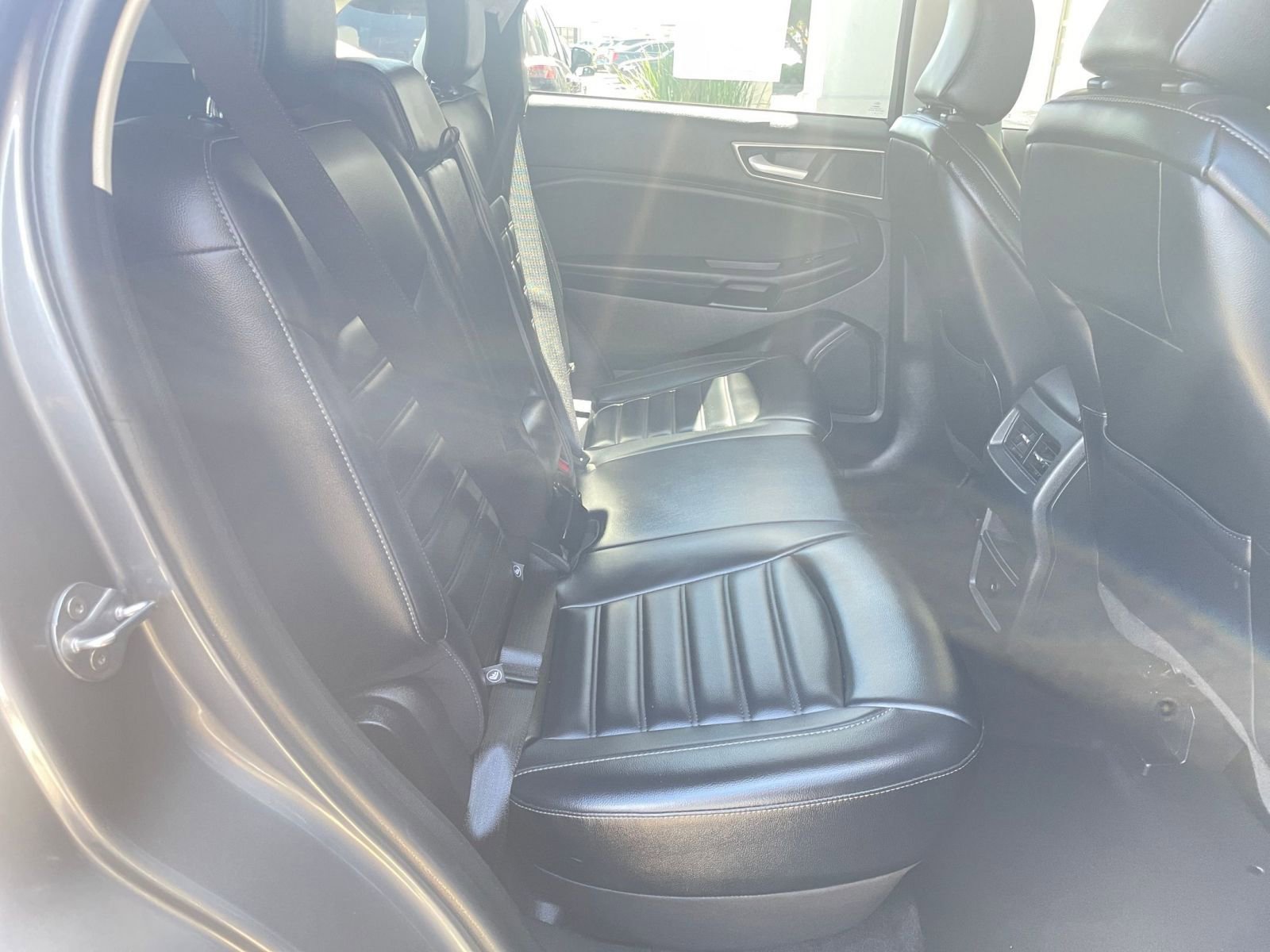 Used 2024 Ford Edge SEL image 39