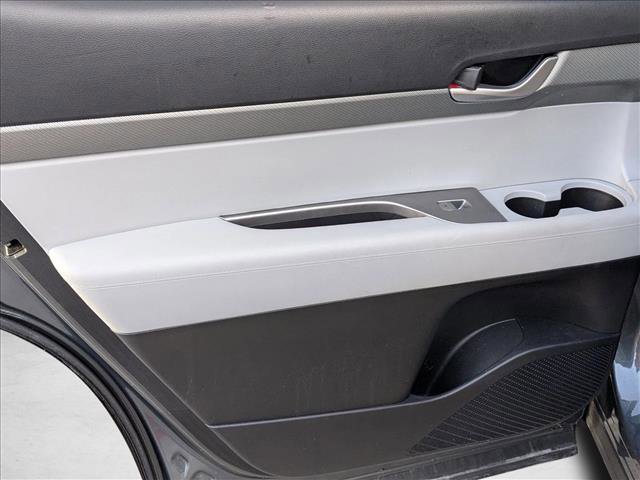 Used 2023 Hyundai Palisade SE image 6