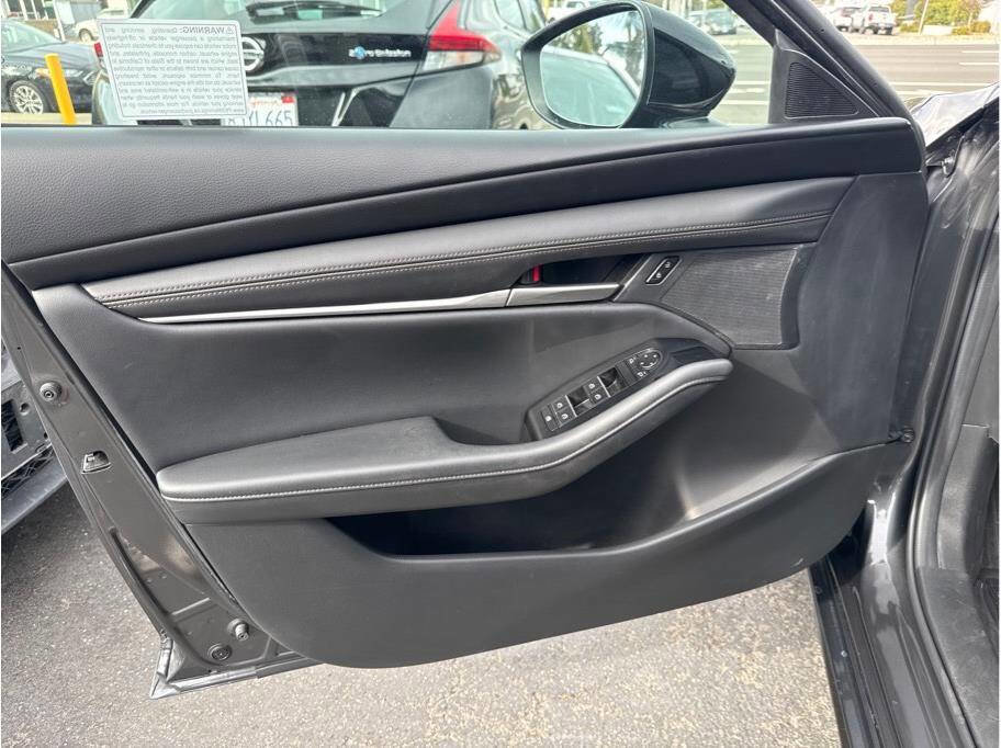 Used 2024 MAZDA MAZDA3 s image 8
