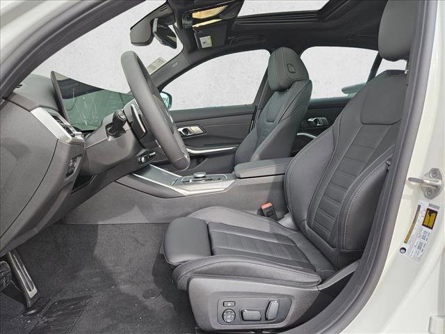 New 2026 BMW 330i Sedan w/ M Sport Package image 4