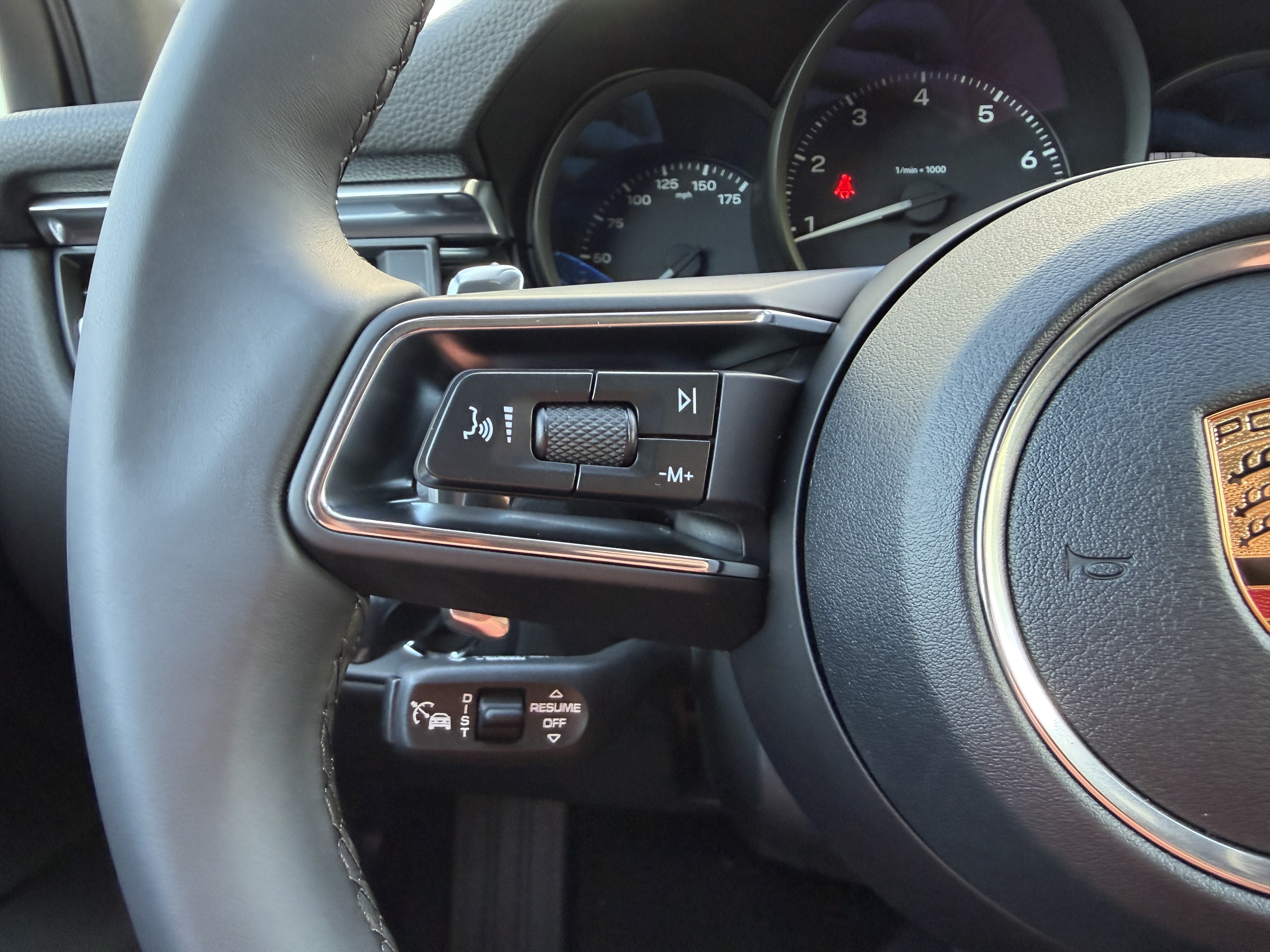 New 2026 Porsche Macan AWD/4WD image 31