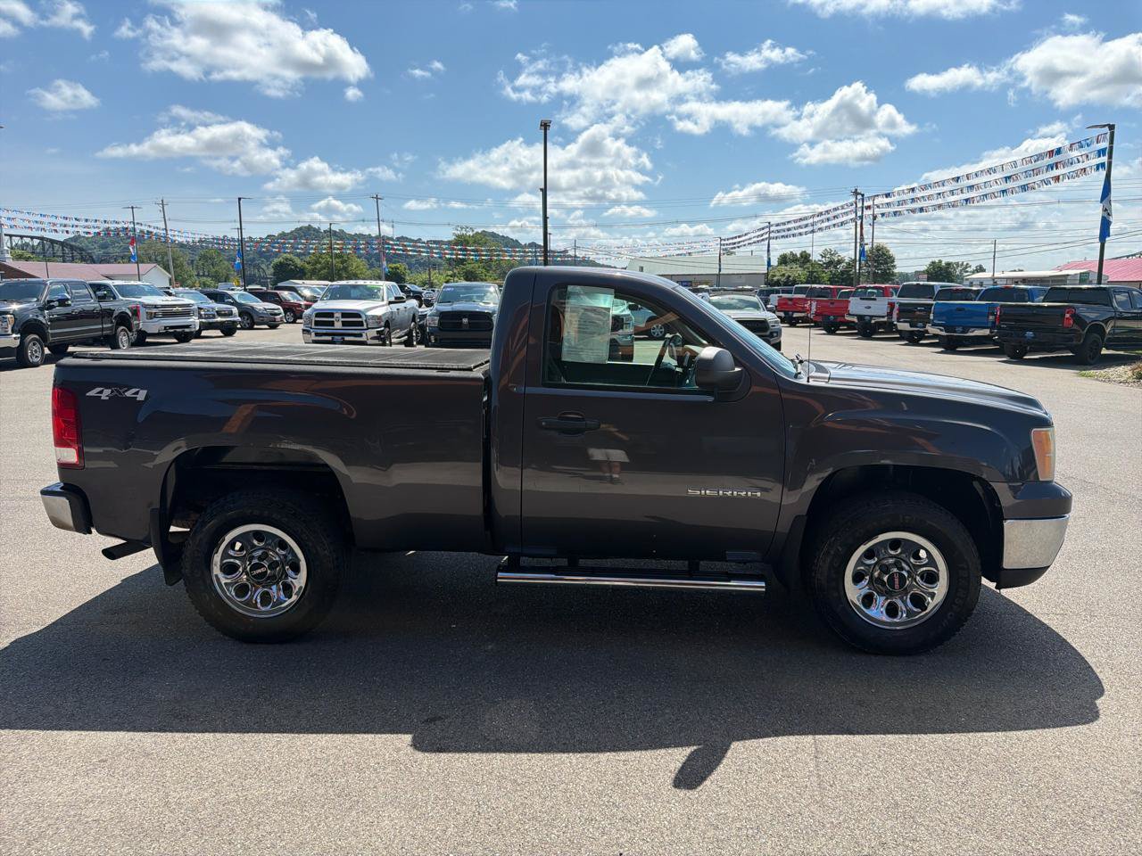 Used 2011 GMC Sierra 1500 W/T w/ Work Truck Plus Package AWD/4WD image 21