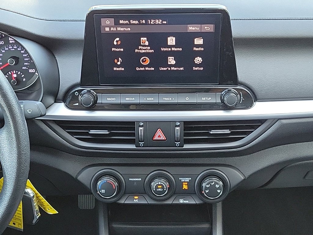 Used 2024 Kia Forte LXS w/ LXS Technology Package FWD image 24
