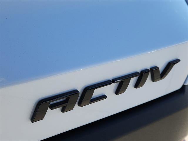 New 2026 Chevrolet Equinox ACTIV AWD/4WD image 5