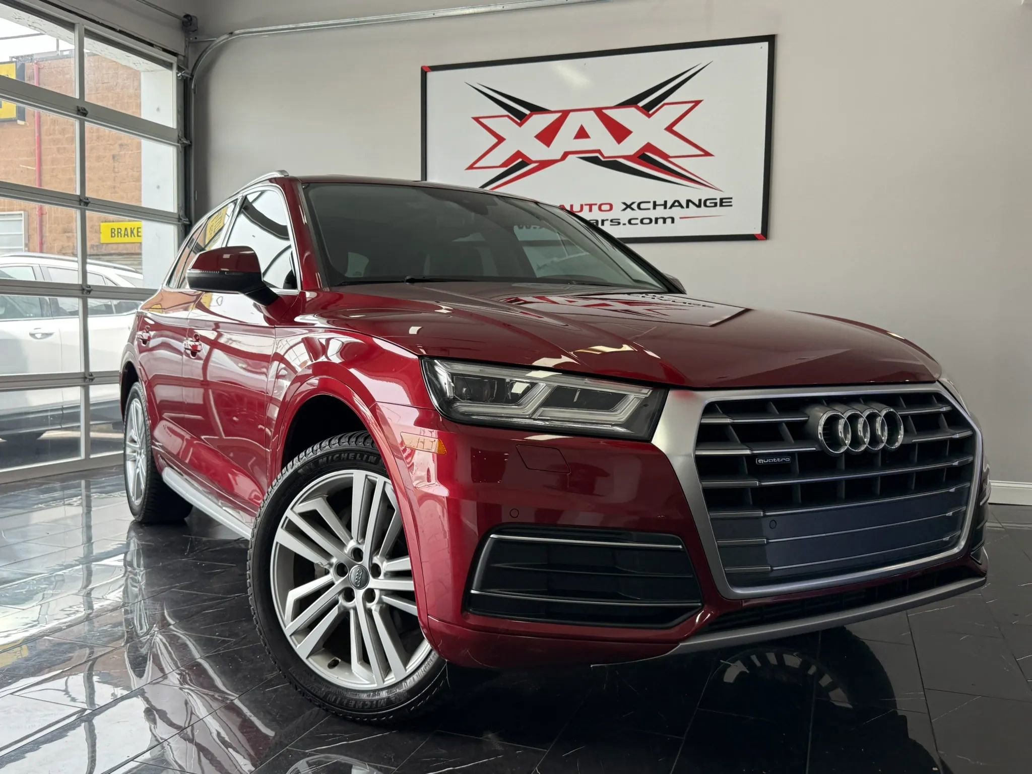Used 2018 Audi Q5 2.0T Premium Plus w/ Premium Plus Package image 1