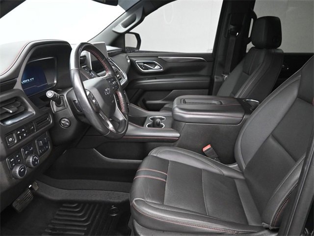 Used 2022 Chevrolet Suburban RST w/ Sport Performance Package image 12