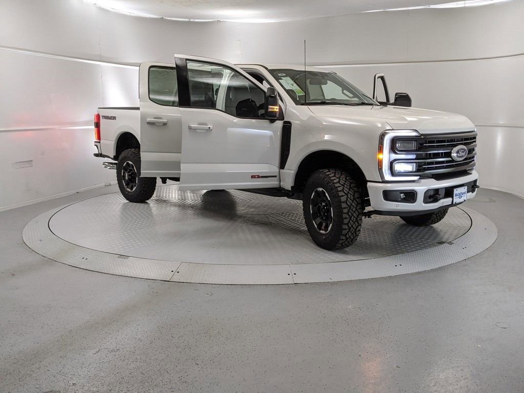 New 2025 Ford F250 Platinum w/ Tremor Off-Road Package image 7