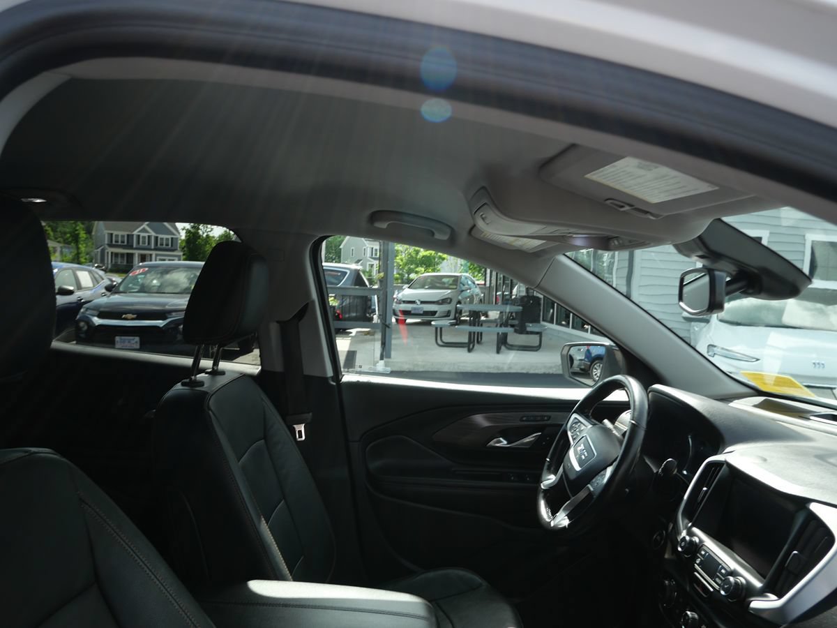 Used 2020 GMC Terrain SLT w/ Preferred Package FWD image 28