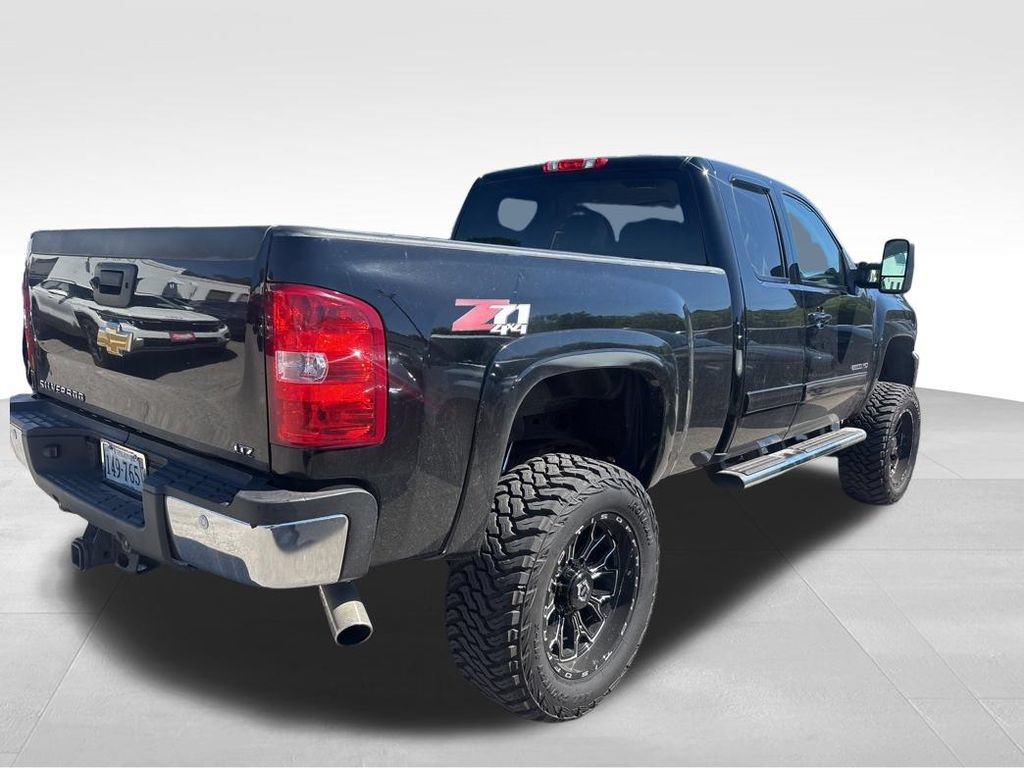 Used 2013 Chevrolet Silverado 2500 LTZ w/ LTZ Plus Package AWD/4WD image 31