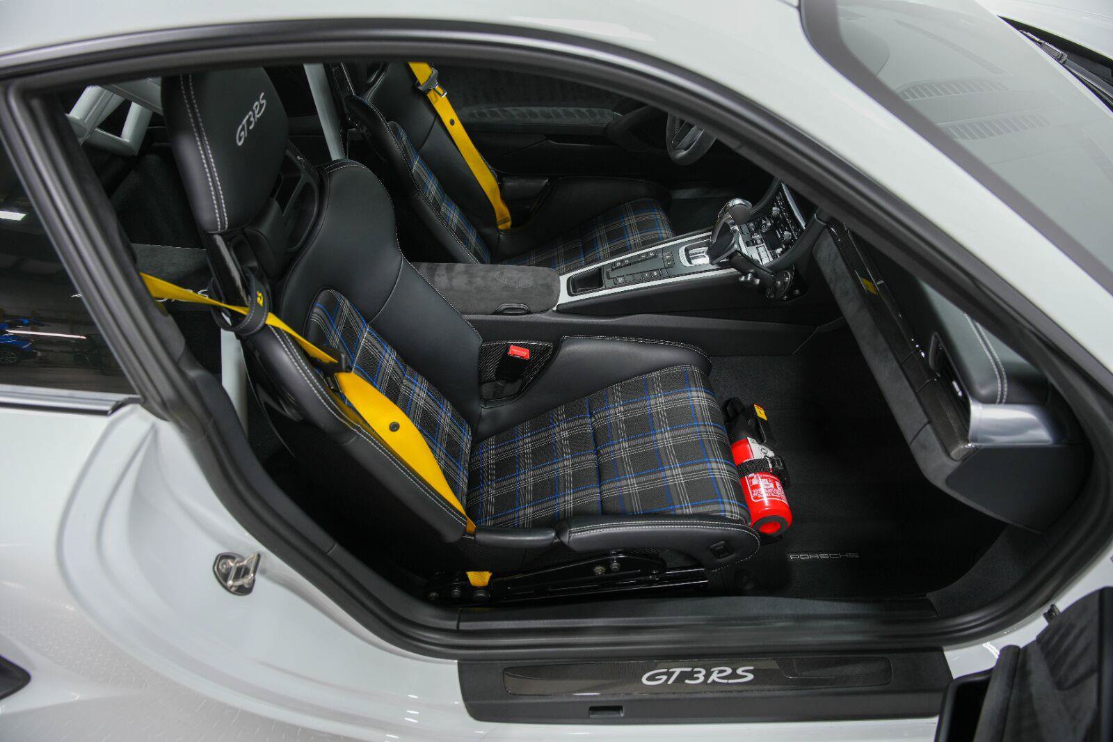 Used 2016 Porsche 911 GT3 RS RWD image 79