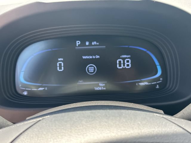 Certified 2024 Hyundai Venue Limited FWD image 17