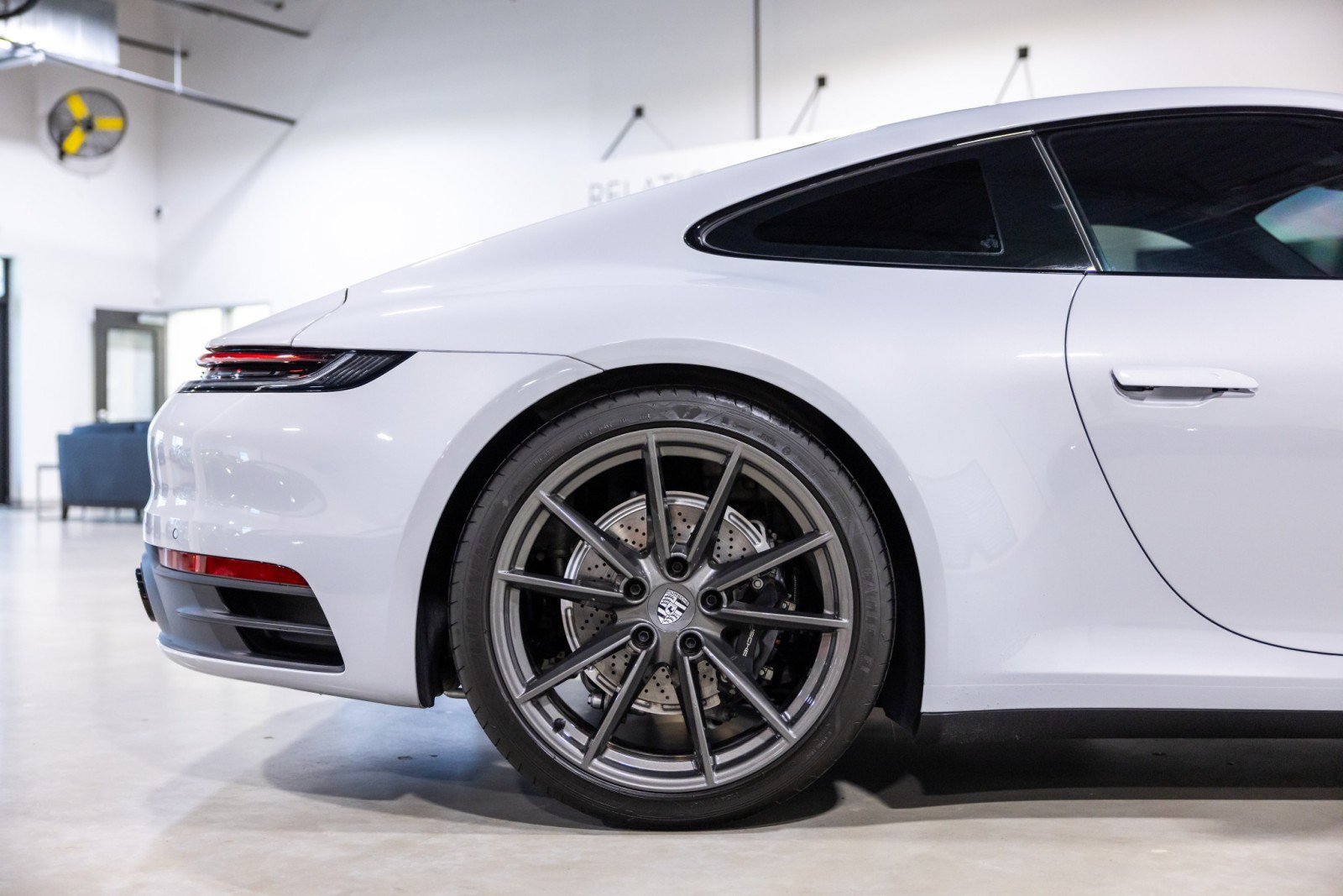 Used 2024 Porsche 911 Carrera T RWD image 25