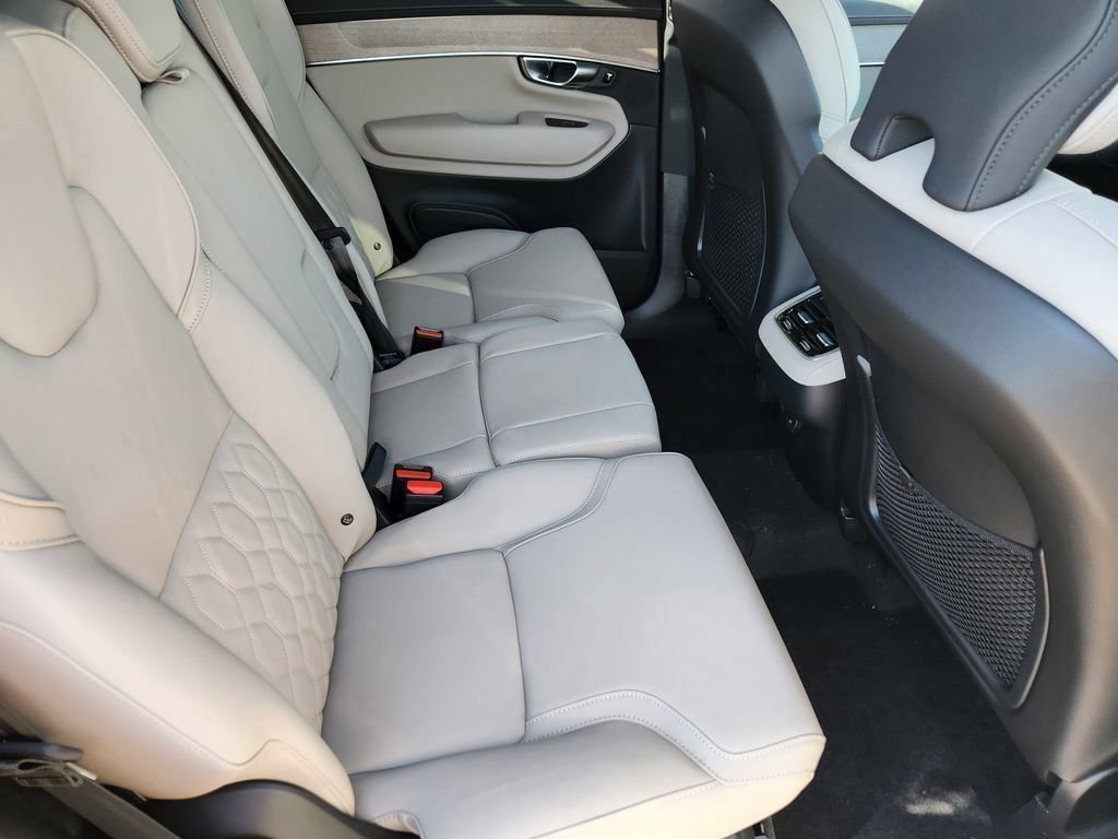 New 2026 Volvo XC90 B6 Plus w/ Protection Package AWD/4WD image 21