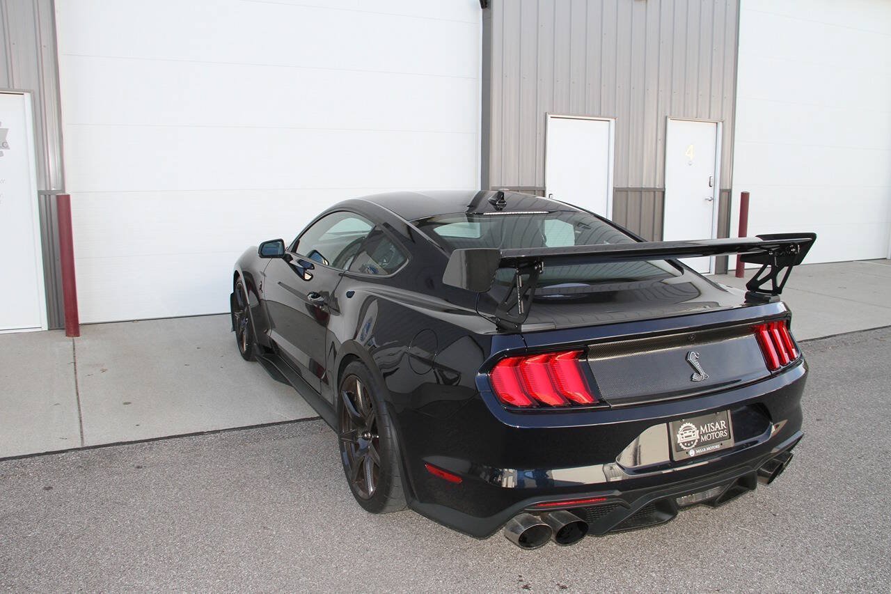 Used 2021 Ford Mustang Shelby GT500 w/ Carbon Fiber Track Pack RWD image 9