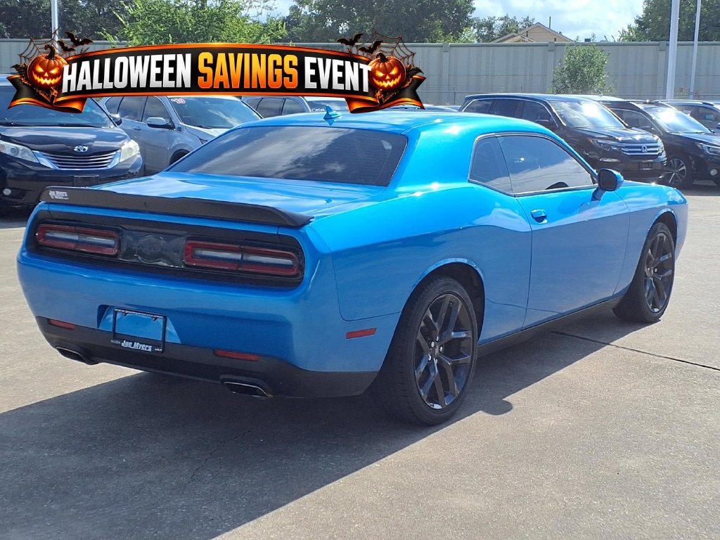 Used 2023 Dodge Challenger SXT w/ Plus Package RWD image 4