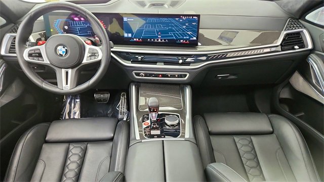 Used 2025 BMW X6 M Competition w/ Executive Package image 90