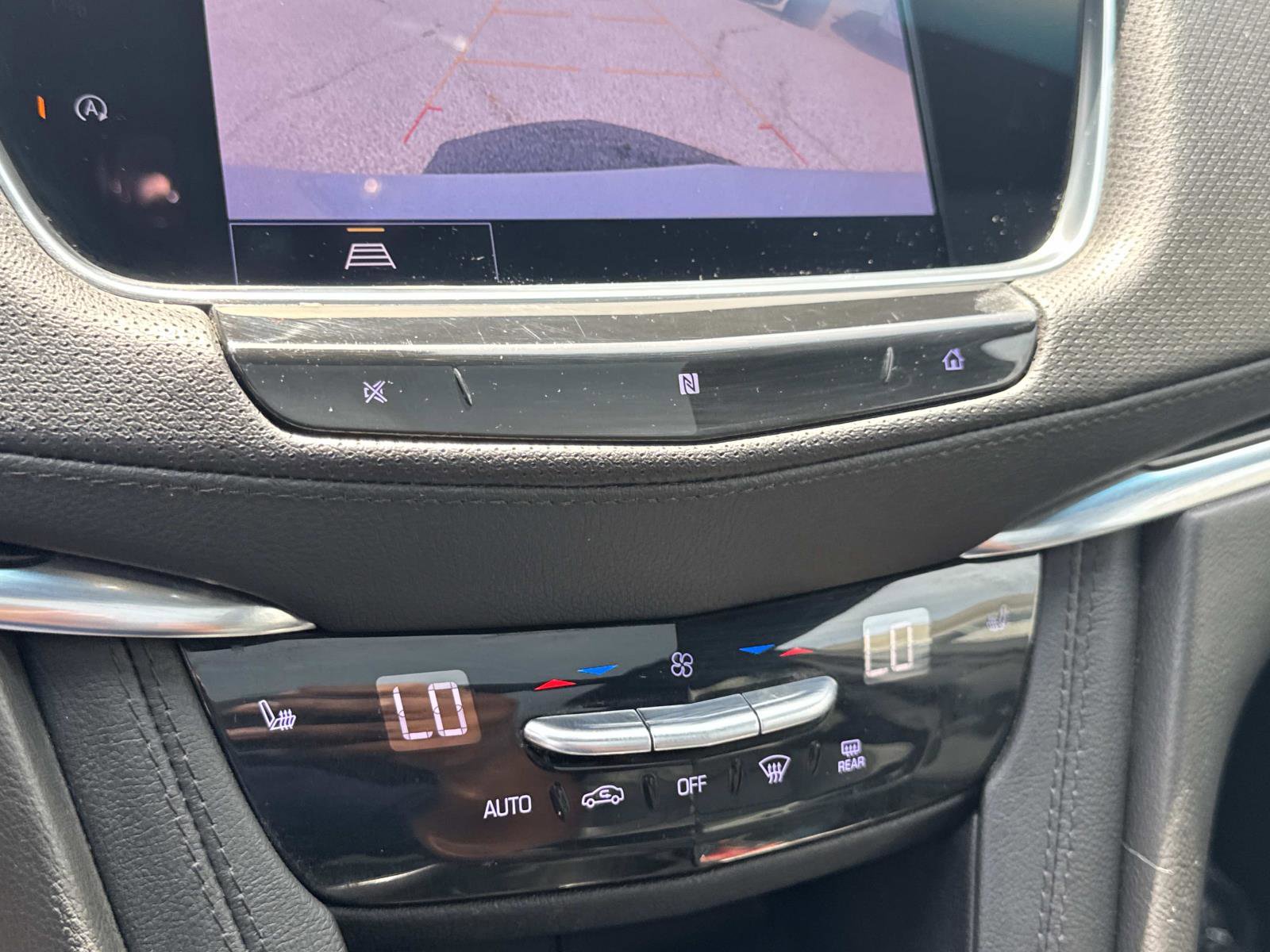 Used 2021 Cadillac XT5 Premium Luxury image 30