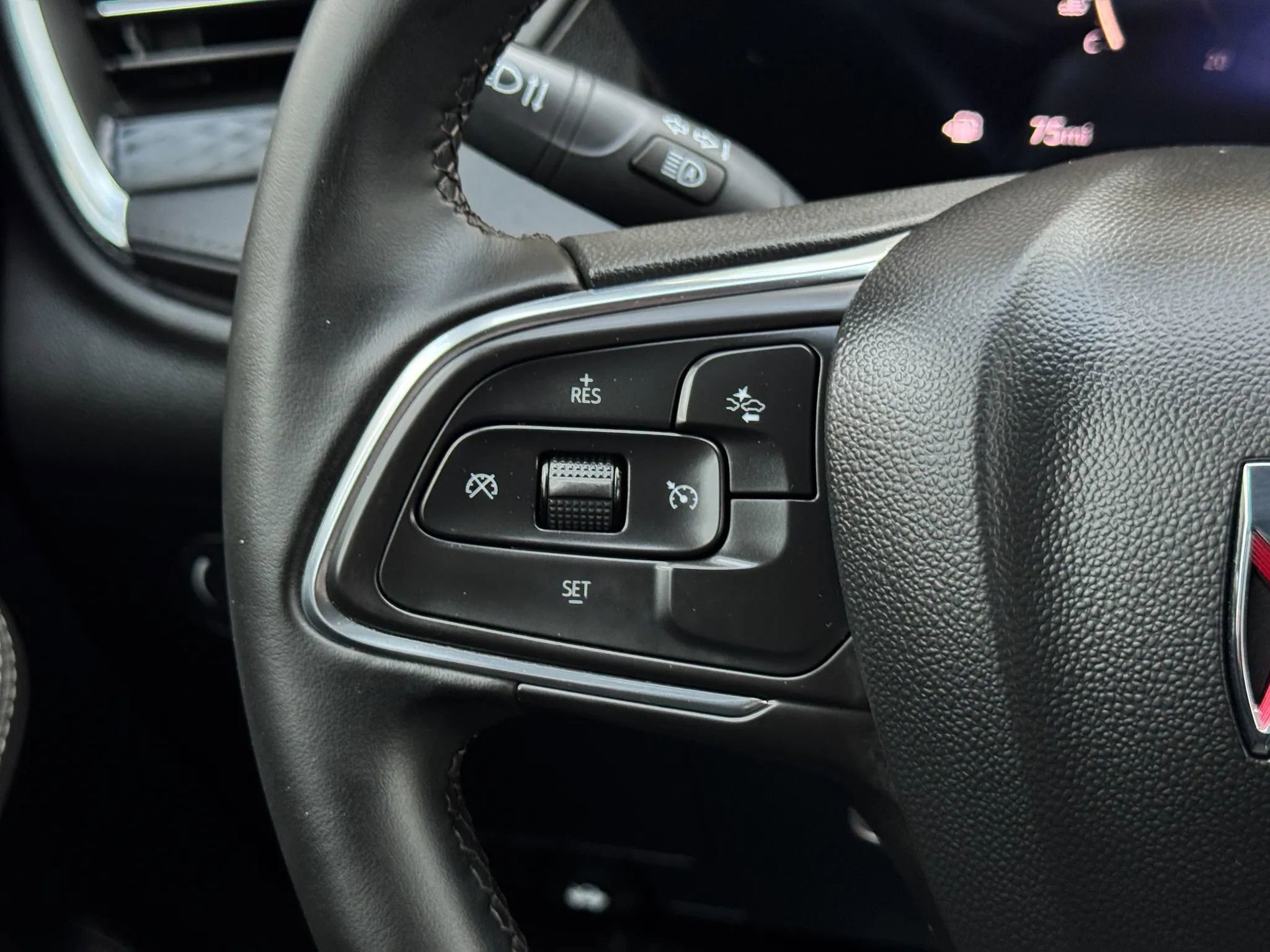 Used 2024 Buick Encore GX Sport Touring FWD image 24