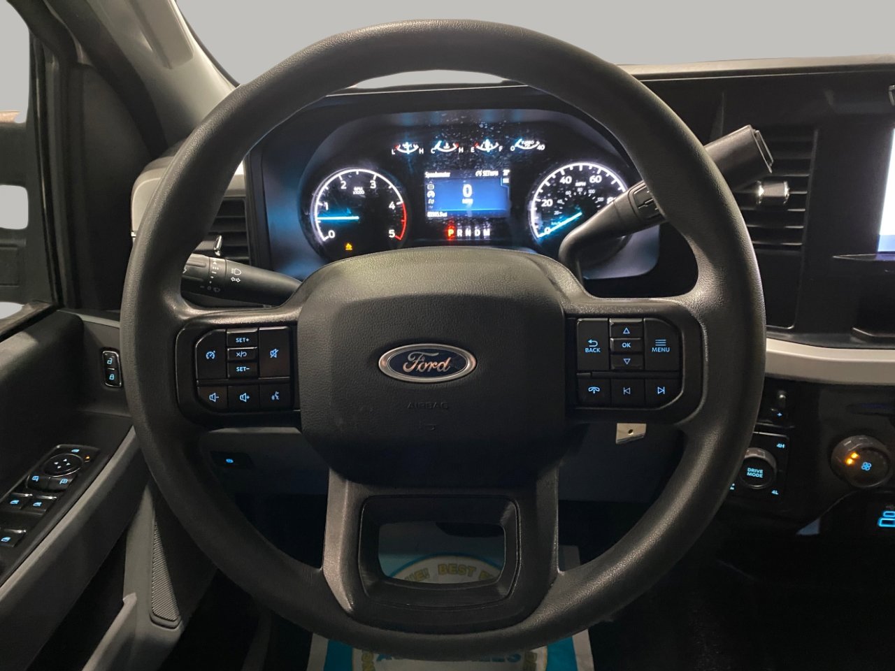 Used 2023 Ford F250 XLT w/ FX4 Off-Road Package image 11