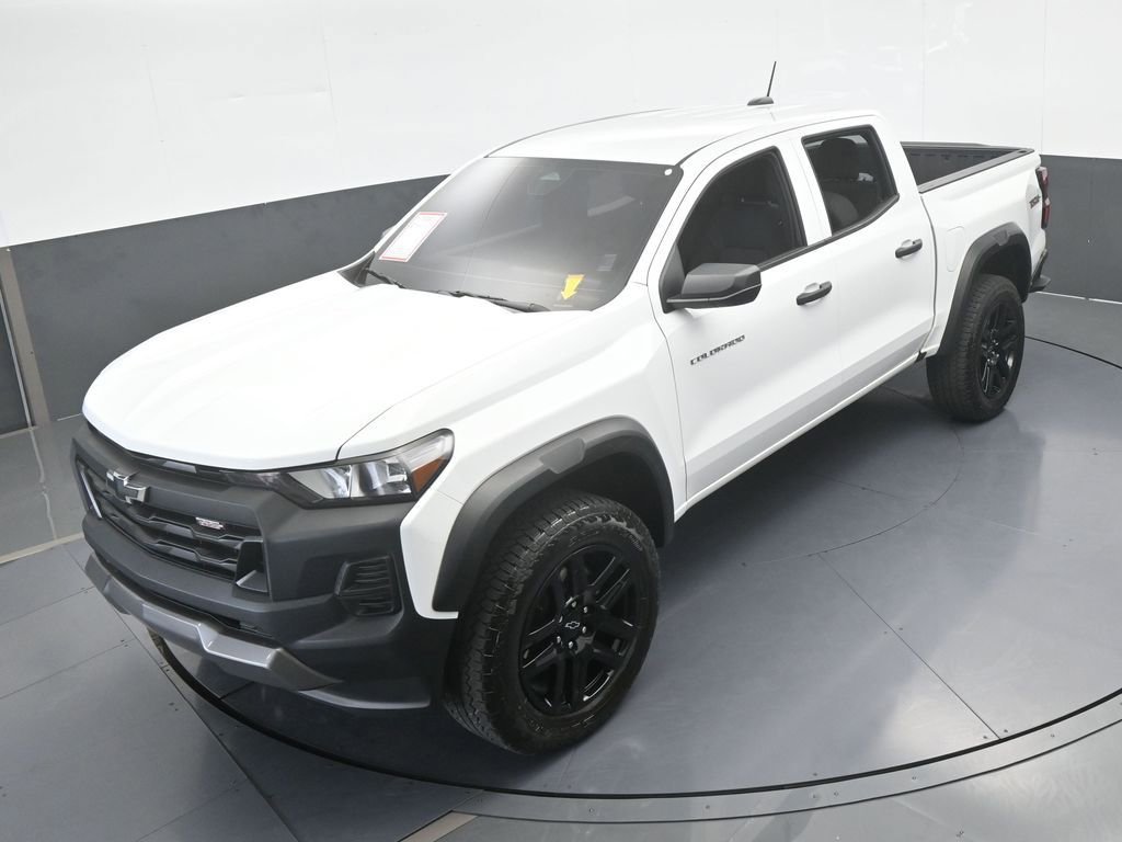 Used 2024 Chevrolet Colorado Trail Boss image 44