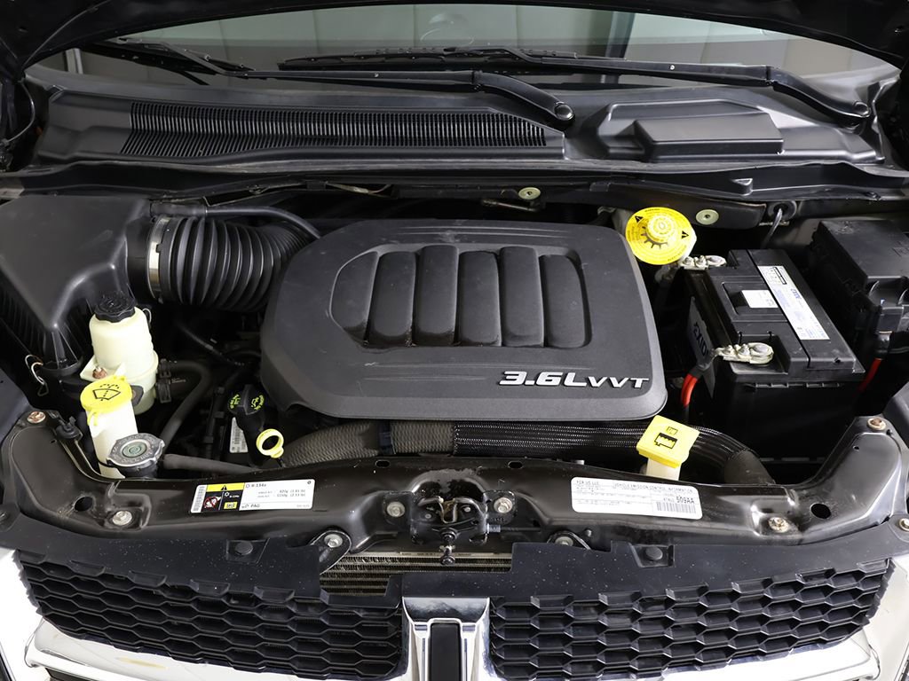 Used 2016 Dodge Grand Caravan American Value Package image 15