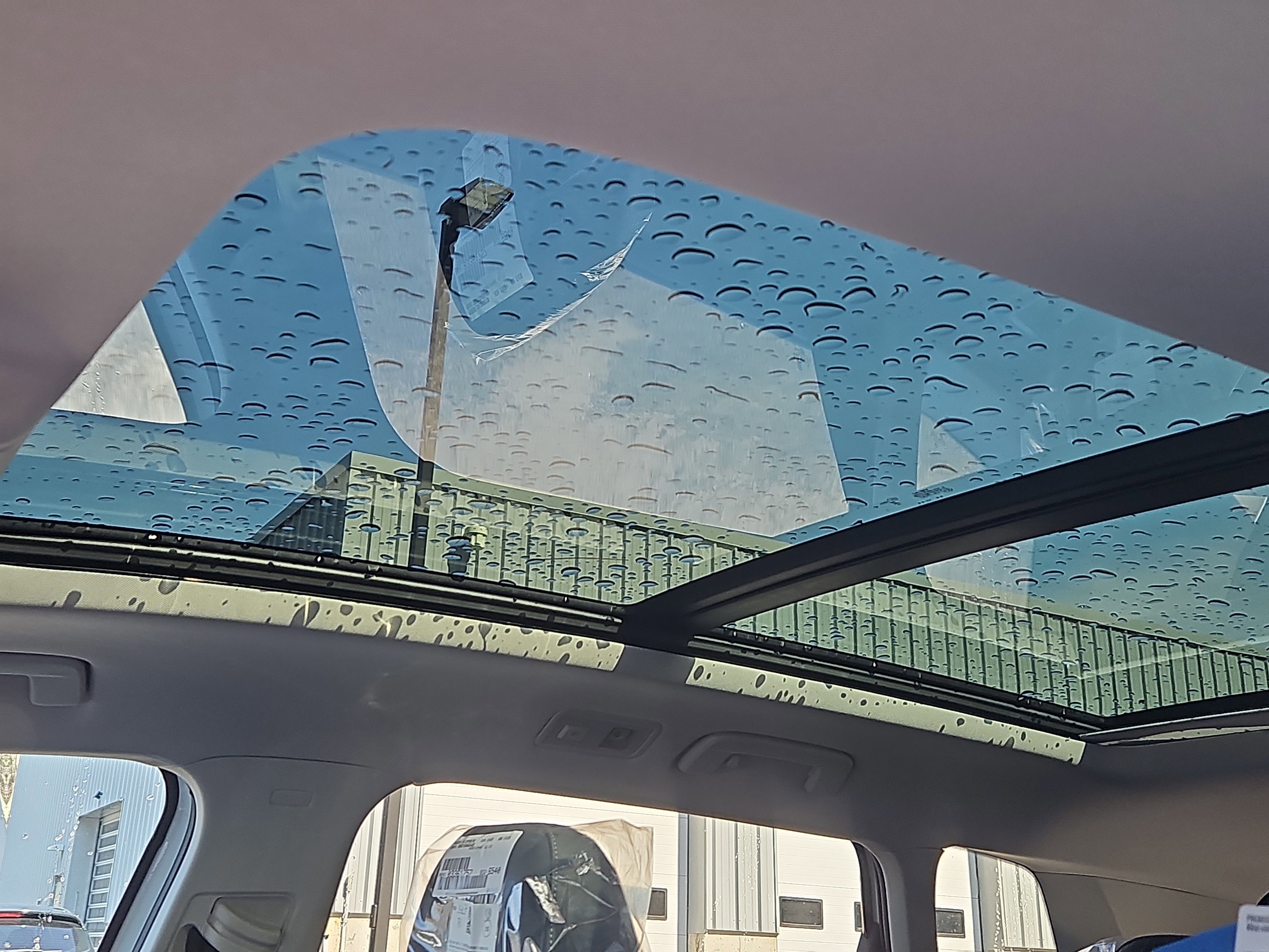 New 2026 Volkswagen Taos SE image 8