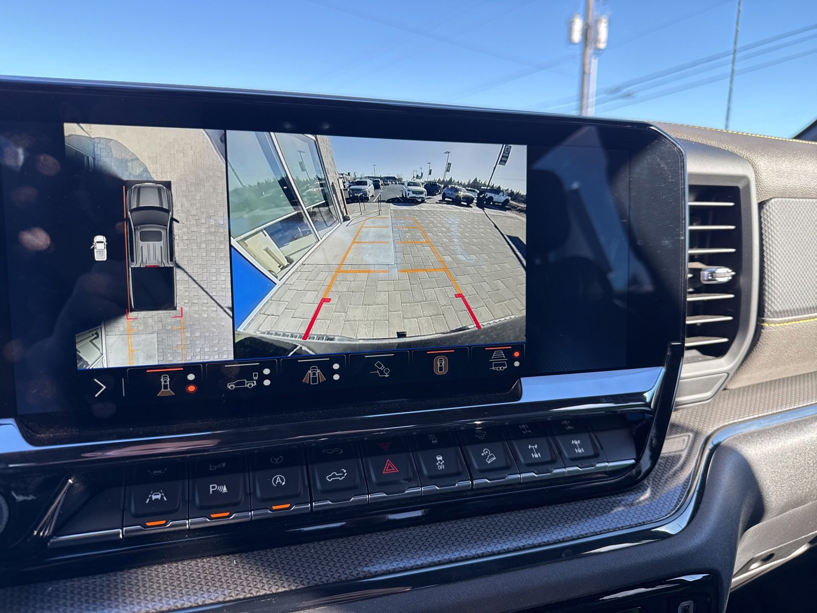 Used 2024 Chevrolet Silverado 1500 ZR2 w/ Technology Package image 26