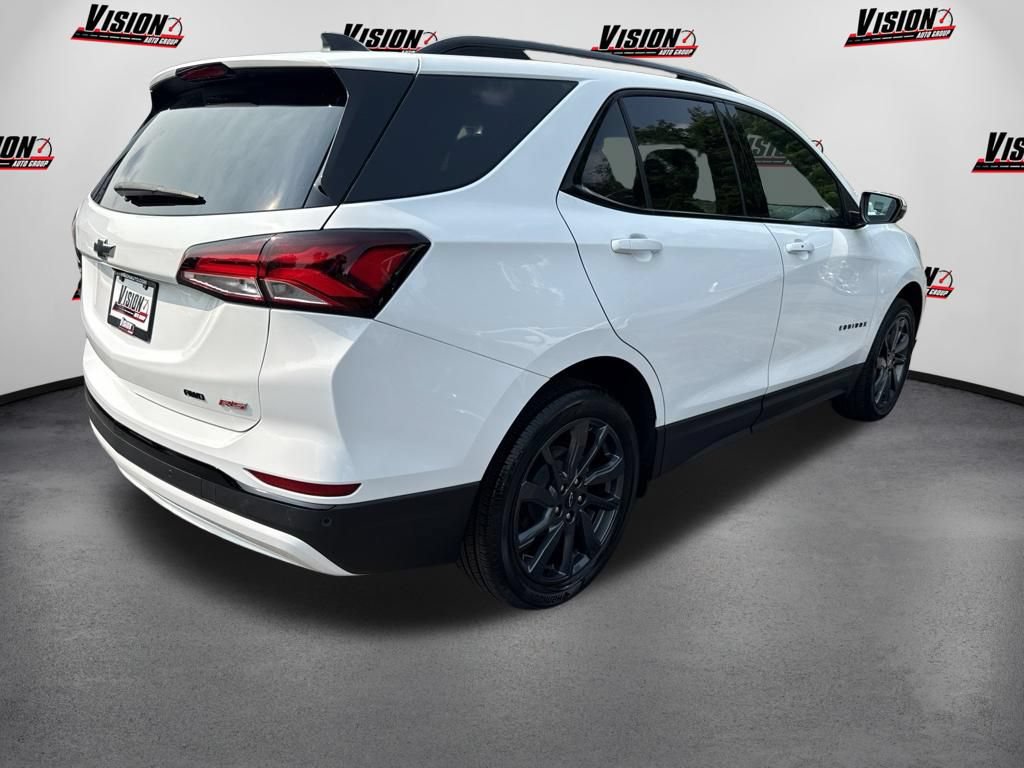 Used 2024 Chevrolet Equinox RS w/ RS Leather Package AWD/4WD image 5