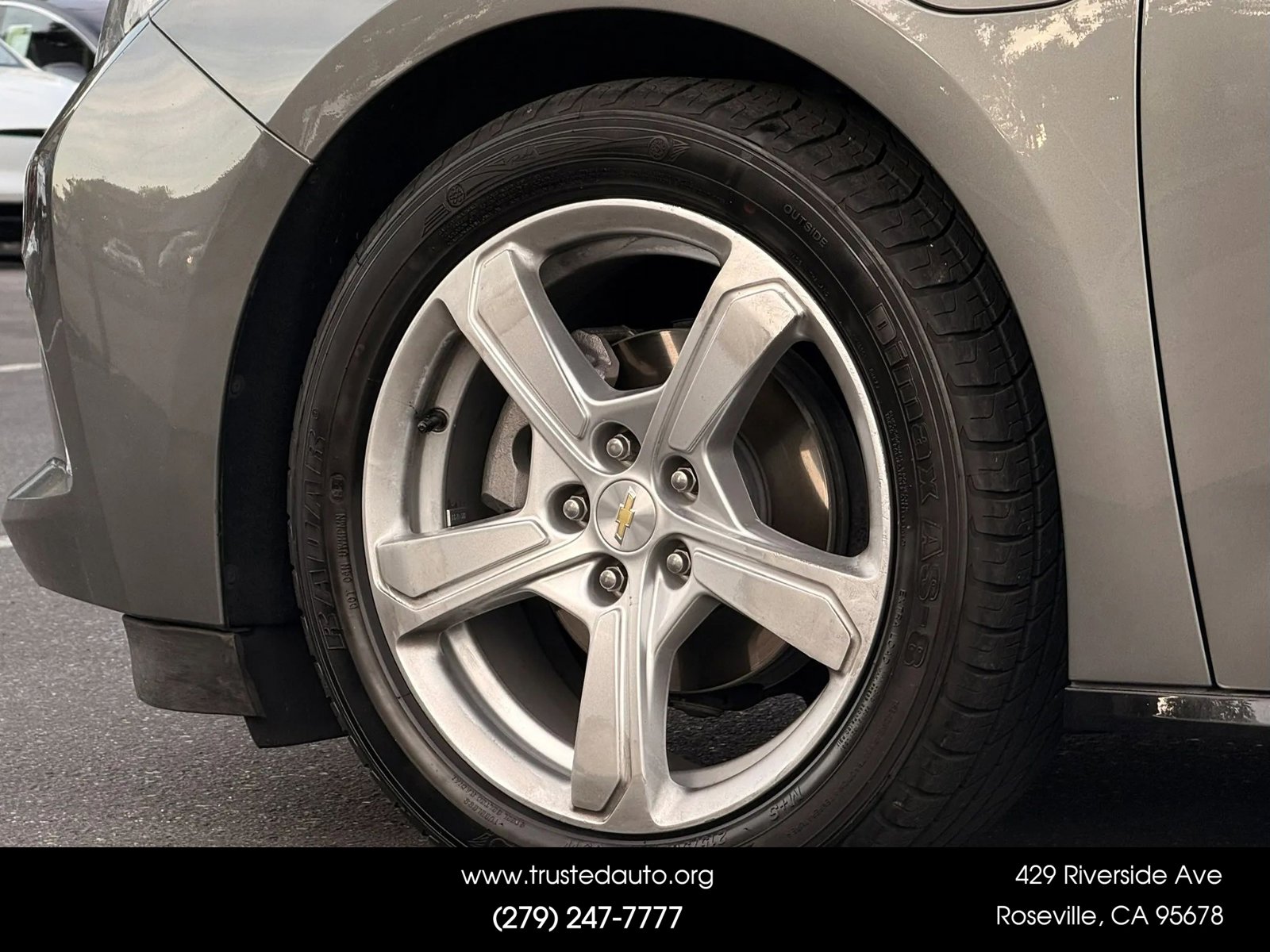 Used 2017 Chevrolet Volt LT FWD image 19