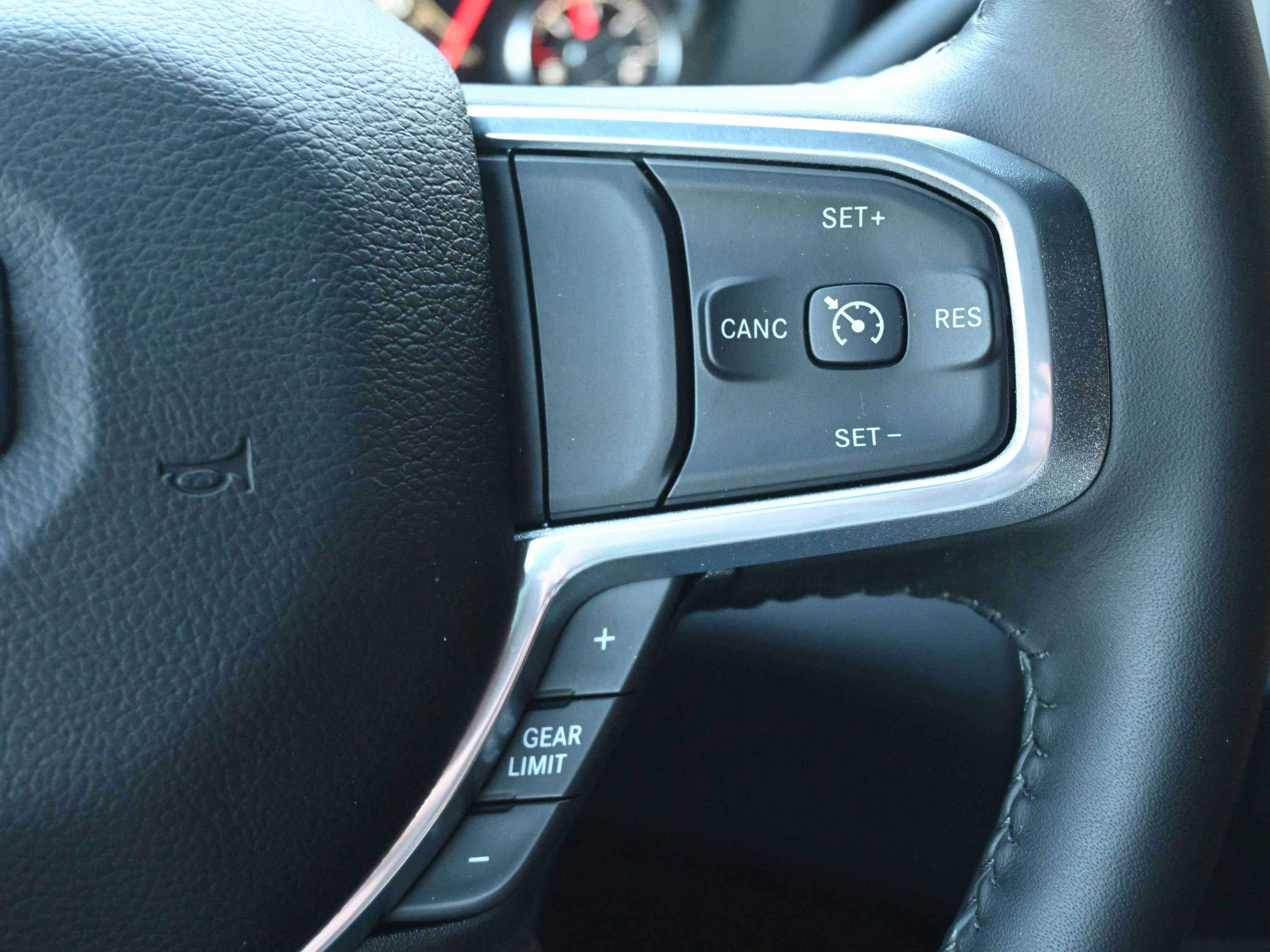 Used 2024 RAM 3500 Laramie w/ Night Edition image 35