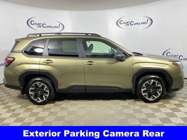 Used 2025 Subaru Forester Premium AWD/4WD image 8