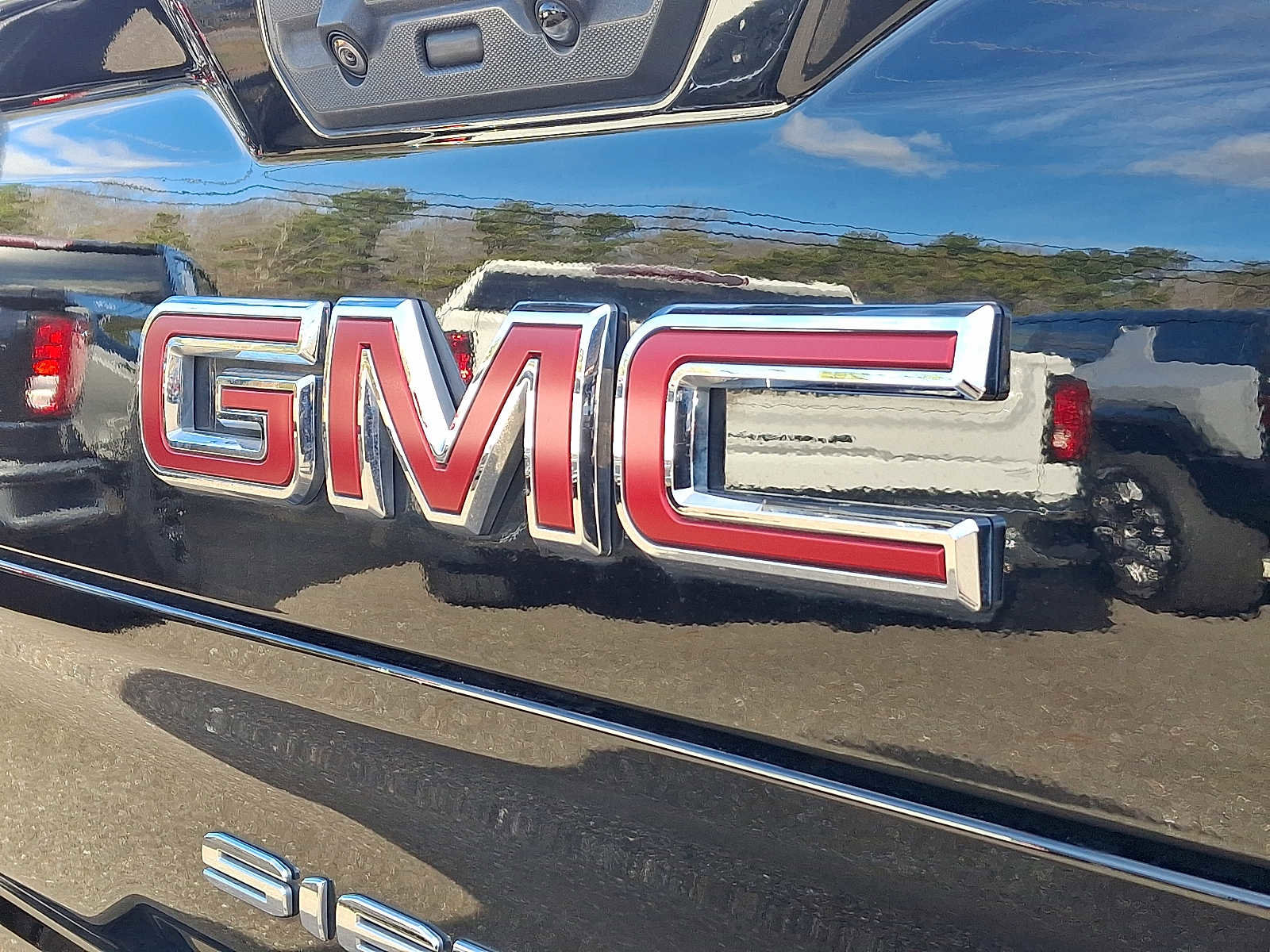 Used 2022 GMC Sierra 1500 AT4 w/ AT4 Premium Package image 34