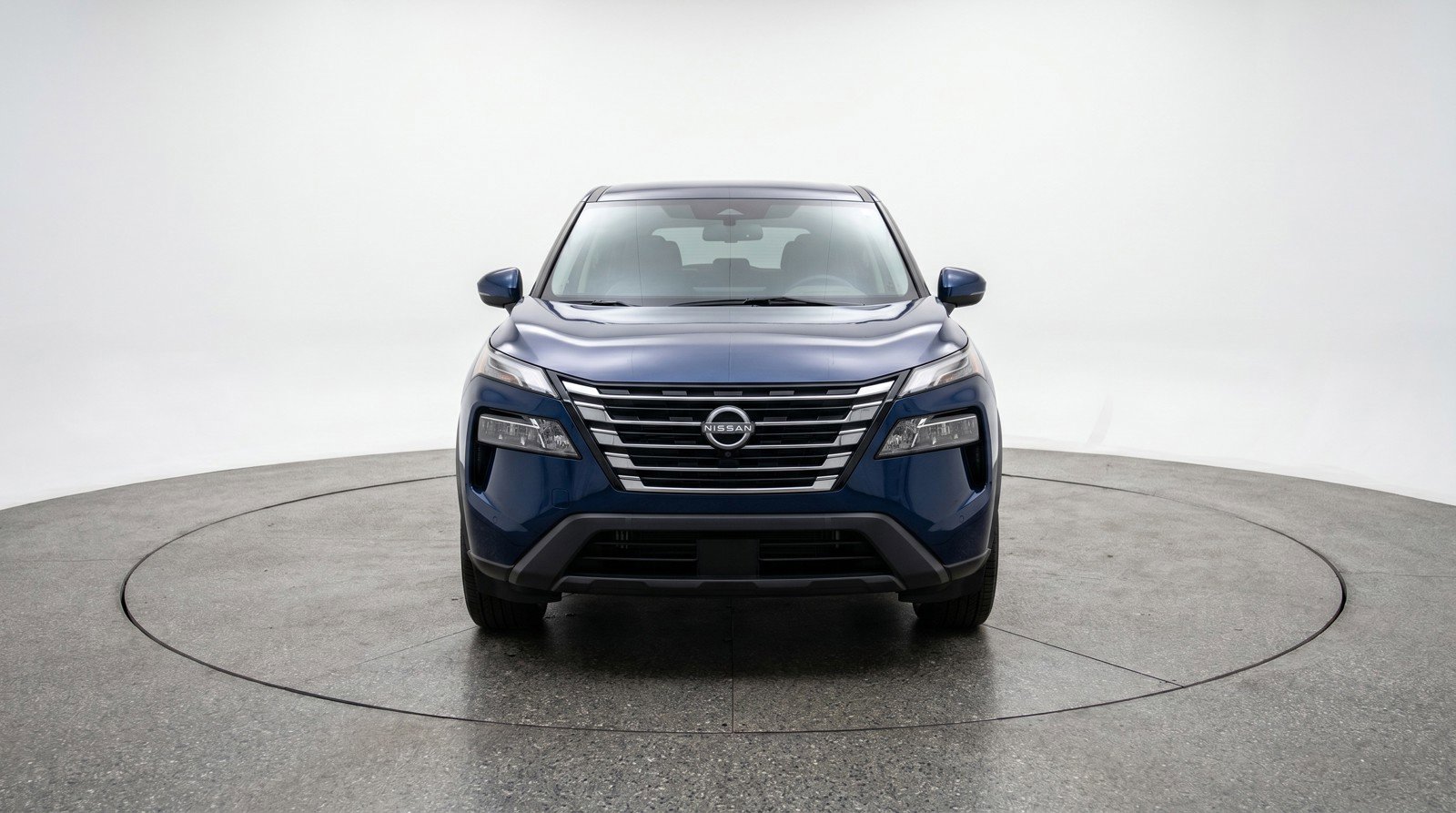 Used 2025 Nissan Rogue SV AWD/4WD image 2