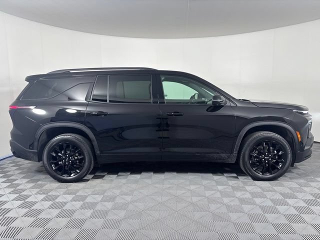 Used 2024 Chevrolet Traverse LT w/ Enhanced Driving Package AWD/4WD image 33